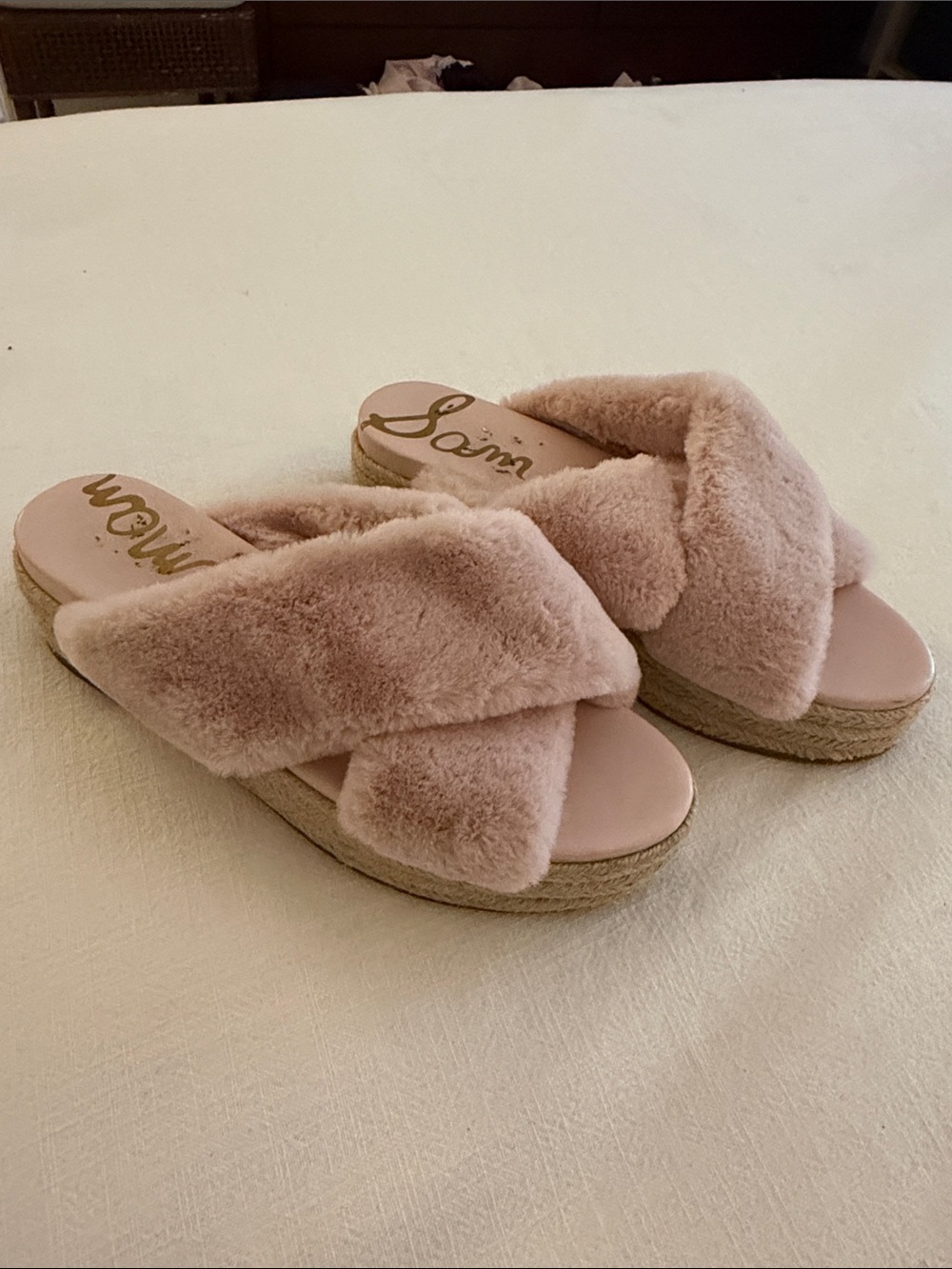 Sam Edelman Pink Plush Cross-Band Slide Sandals